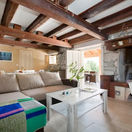 Villa Palachina Antishova